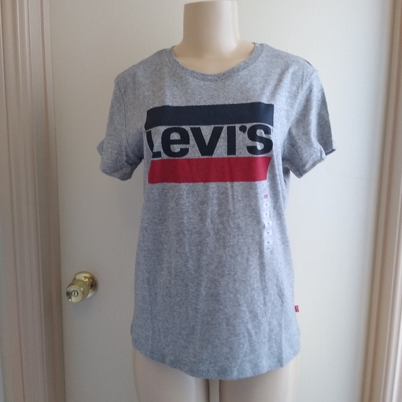 Levi's Tops - Levi's T- shirt